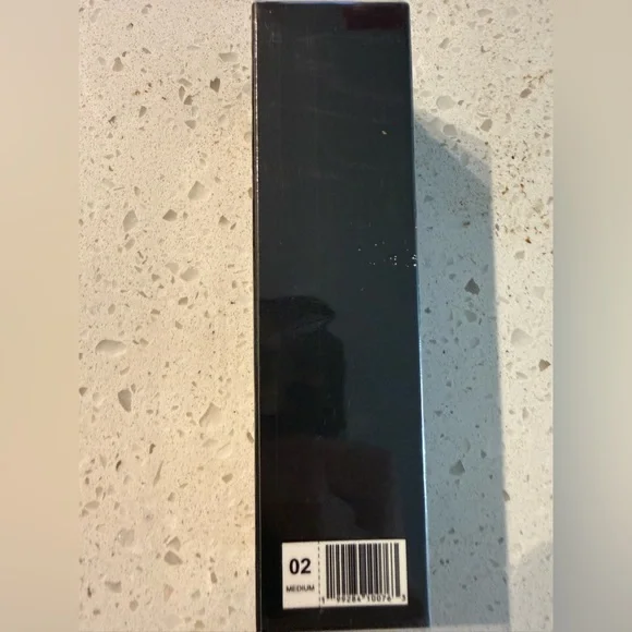 Luxe Makeup - Picture 4 of 5